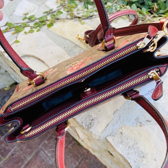 NWT Coach floral signature mini surrey satchel - Picture 4 of 7